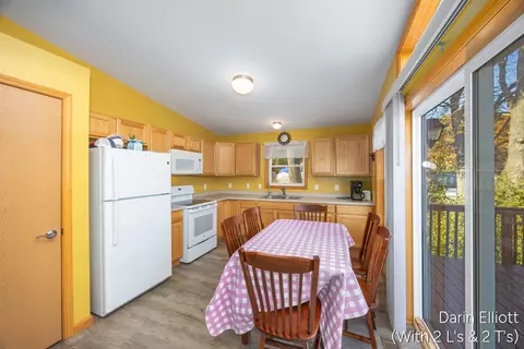 2042 Tacoma, Stanton, MI 48888 photo 21