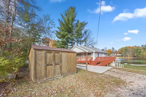 2042 Tacoma, Stanton, MI 48888 photo 12