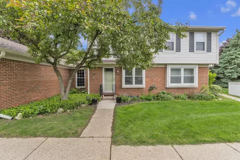 2840 Bombridge, Ann Arbor, MI 48104