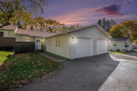 3070 Riviera, Grand Rapids, MI 49512