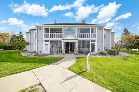 759 W Barrington, Jackson, MI 49203