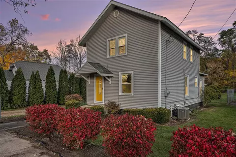 424 N Dean, Centreville, MI 49032
