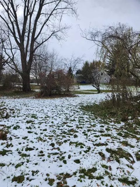 Exterior - 2639 Nadeau, Monroe, MI 48162 photo 9 of 9