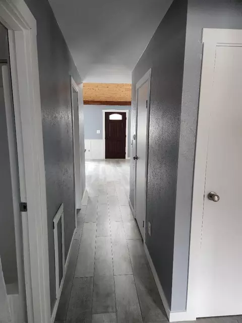 Entry Way - 2639 Nadeau, Monroe, MI 48162 photo 8 of 8