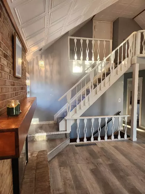 Entry Way - 2639 Nadeau, Monroe, MI 48162 photo 4 of 8