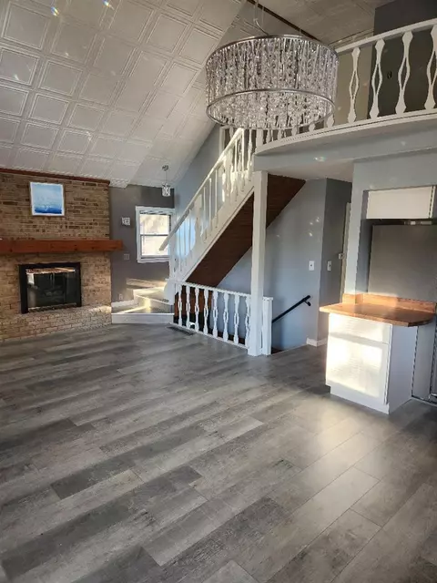 Living - 2639 Nadeau, Monroe, MI 48162 photo 1 of 2