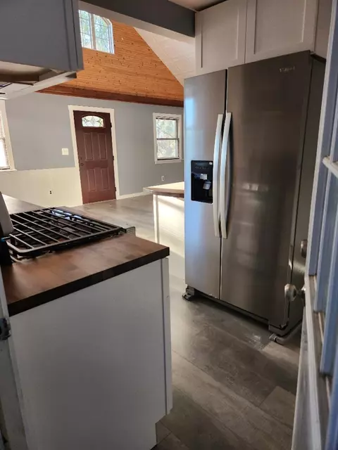 Kitchen - 2639 Nadeau, Monroe, MI 48162 photo 1 of 3