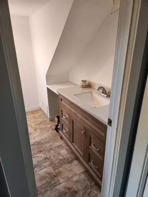 Bath - 2639 Nadeau, Monroe, MI 48162 photo 2 of 2