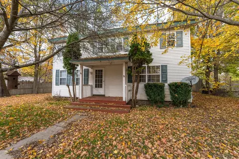 88 Beckwith, Galesburg, MI 49053