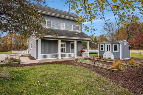 16724 S 15th, Schoolcraft, MI 49087