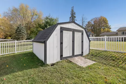 2829 Harben, Jackson, MI 49203 photo 47