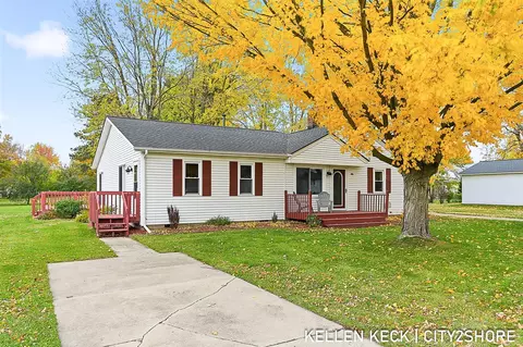 416 Mankin, Hopkins, MI 49328
