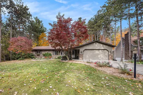 15945 Fendt Farm, Holland, MI 49424