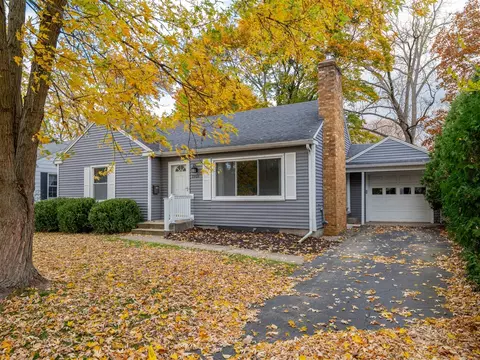 1921 Banbury, Kalamazoo, MI 49001