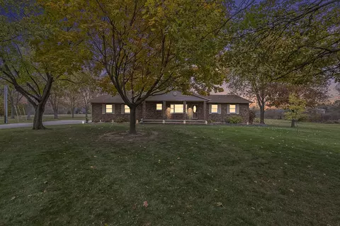 5091 S Belsay, Grand Blanc, MI 48439