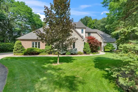 60 Timber Rdg, Milan, MI 48160