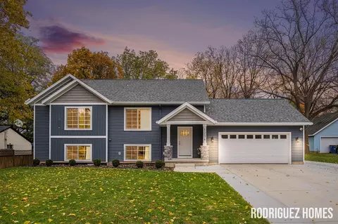1234 Northrup, Grand Rapids, MI 49504