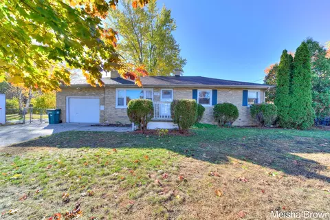 655 Ellis, Norton Shores, MI 49441