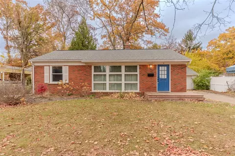 1836 Virnankay, Ann Arbor, MI 48103