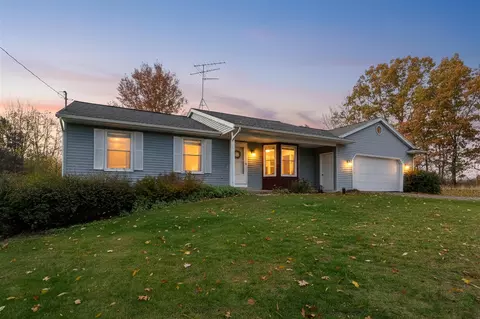 9565 N 24th, Richland, MI 49083