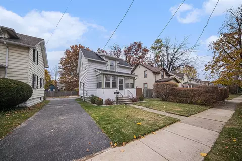 Exterior - 1324 E North, Jackson, MI 49202 photo 3 of 8