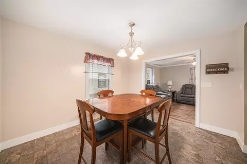 Dining - 1324 E North, Jackson, MI 49202 photo 3 of 3