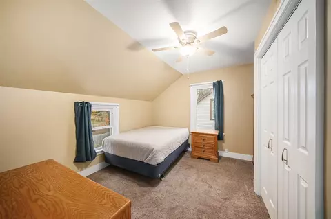 Bedroom - 1324 E North, Jackson, MI 49202 photo 5 of 7