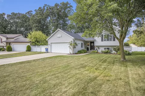 1231 Richwood, Grand Rapids, MI 49508