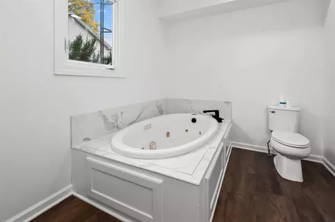 Bath - 315 E Hughes, Marshall, MI 49068 photo 3 of 4