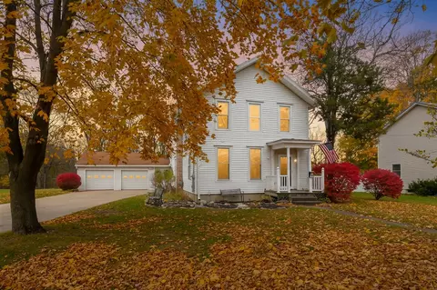 Exterior - 315 E Hughes, Marshall, MI 49068 photo 2 of 9