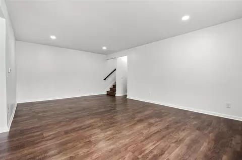 Living - 315 E Hughes, Marshall, MI 49068 photo 4 of 6