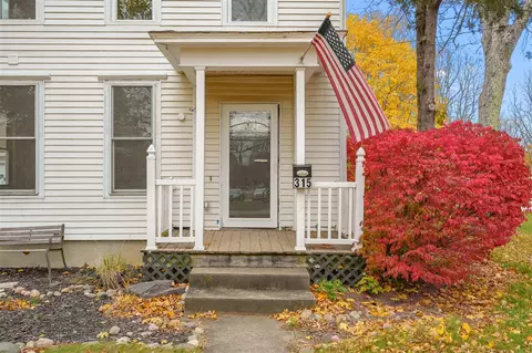 Exterior - 315 E Hughes, Marshall, MI 49068 photo 5 of 9