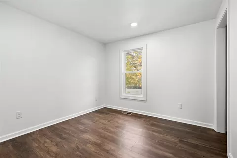 Bedroom - 315 E Hughes, Marshall, MI 49068 photo 1 of 4