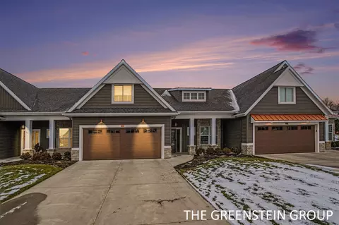 4709 Dune Grass, Holland, MI 49423