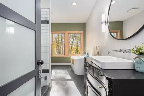 Bath - 57689 Lone Tree, Three Rivers, MI 49093 photo 2 of 4