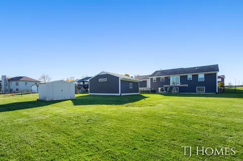 4351 Hickory Vw, Wayland, MI 49348 photo 5