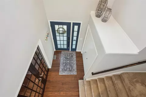 Entry Way - 727 Tanbark, Dimondale, MI 48821 photo 5 of 6