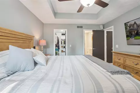 Bedroom - 727 Tanbark, Dimondale, MI 48821 photo 2 of 5