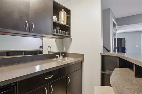 Kitchen - 727 Tanbark, Dimondale, MI 48821 photo 4 of 4