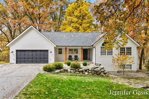3698 Hathaway, Kalamazoo, MI 49009
