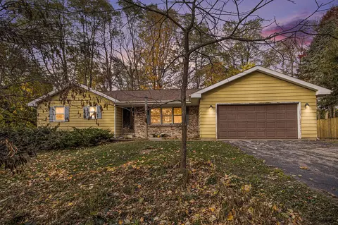 11189 E Cd, Richland, MI 49083