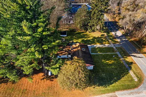 245 Millbrook Rd, Blanchard, MI 49310
