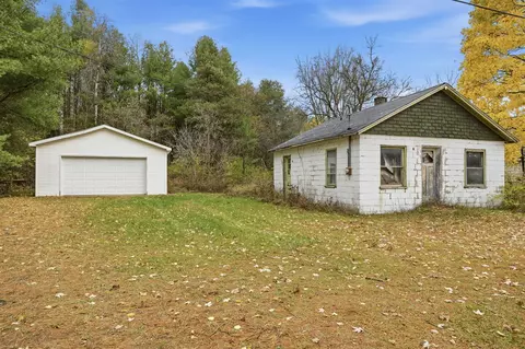 6746 Cline, Fruitport, MI 49415