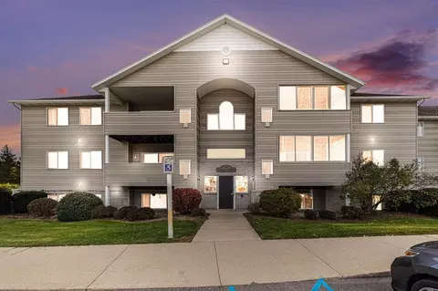 8564 N Jasonville, Caledonia, MI 49316