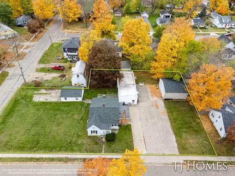 146 Hanlon, Wayland, MI 49348