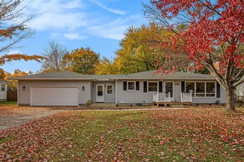 3935 Grape, Grand Rapids, MI 49525