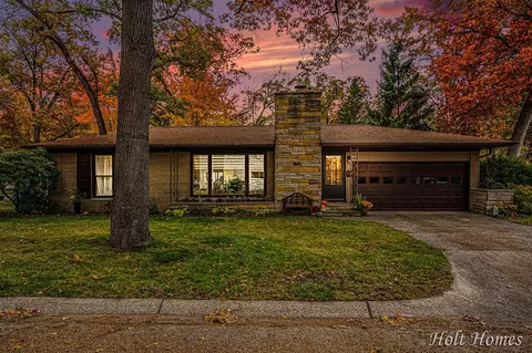 1611 Lexington, Muskegon, MI 49441