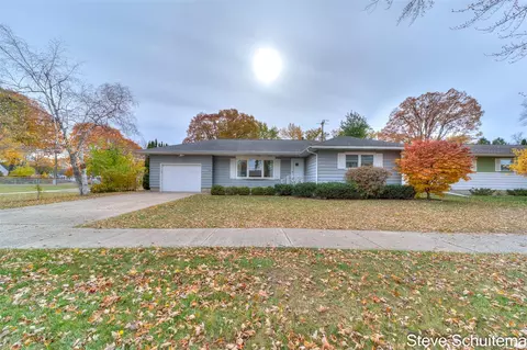 1423 Cornell, Muskegon, MI 49441