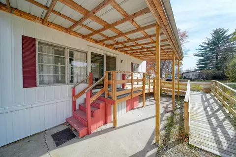 Exterior - 9260 Charmin, Jackson, MI 49201 photo 2 of 10