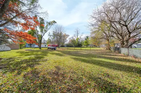Exterior - 9260 Charmin, Jackson, MI 49201 photo 8 of 10